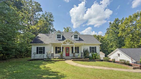 111 Lakeland Dr, Dover, TN 37058