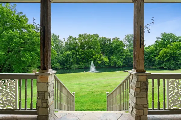 8992 Horton Hwy, College Grove, TN 37046