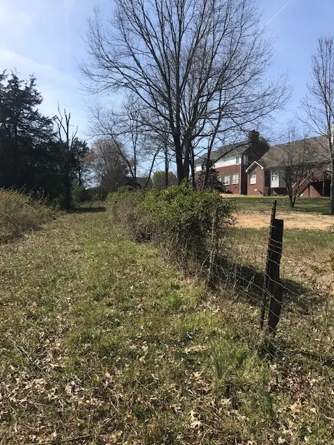8284 Highway 100, Nashville, TN 37221