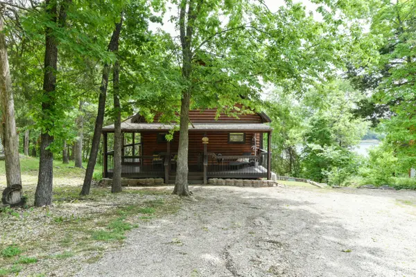 26058 Sugarfoot Lane, Golden, MO 65658