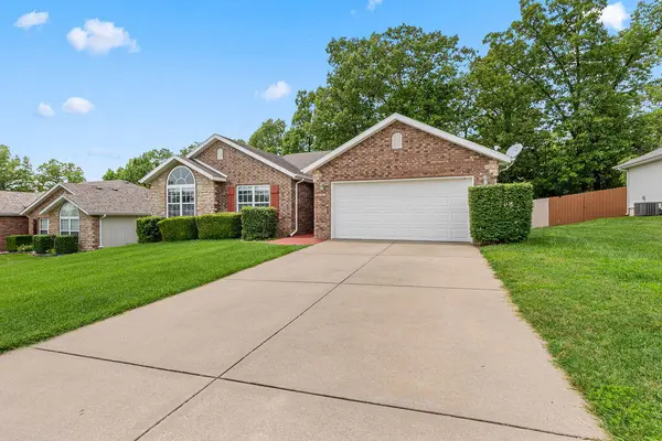 226 Shadow Lake Drive, Branson, MO 65616