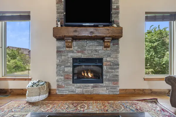 175 Deep Forest, Hollister, MO 65672