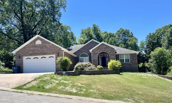 1027 Sherry Dr Drive,  Neosho,  MO 64850