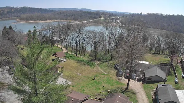 14 The Homestead Place Lane, Cape Fair, MO 65624