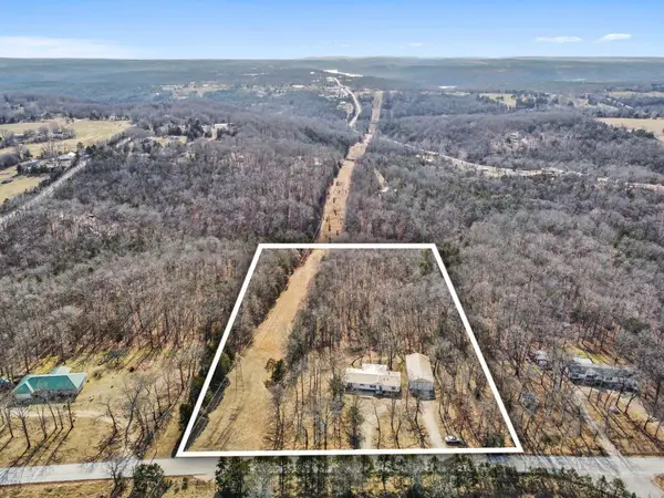 460 Davis Road, Forsyth, MO 65653
