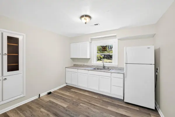 2120 N Fort AVE, Springfield, MO 65803