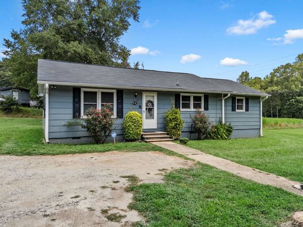 137 Shoally ST, Boiling Springs, SC 29316