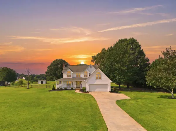 223 Burnett RD, Inman, SC 29349