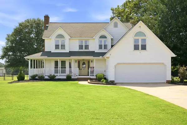 223 Burnett RD, Inman, SC 29349