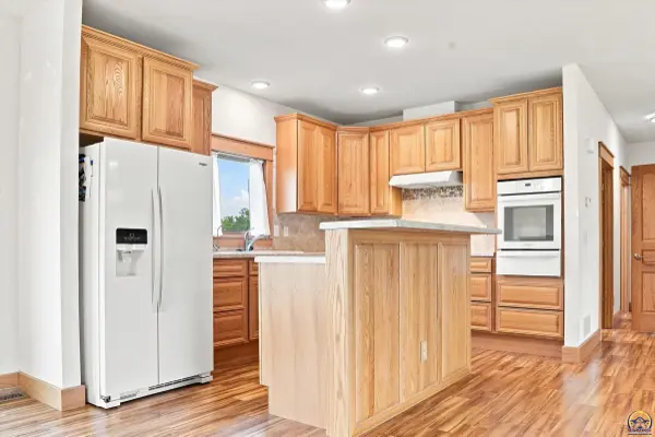 409 Wheeler Ave, Mcfarland, KS 66501