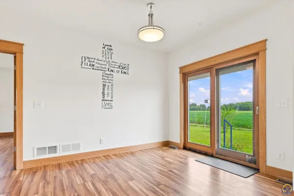 409 Wheeler Ave, Mcfarland, KS 66501