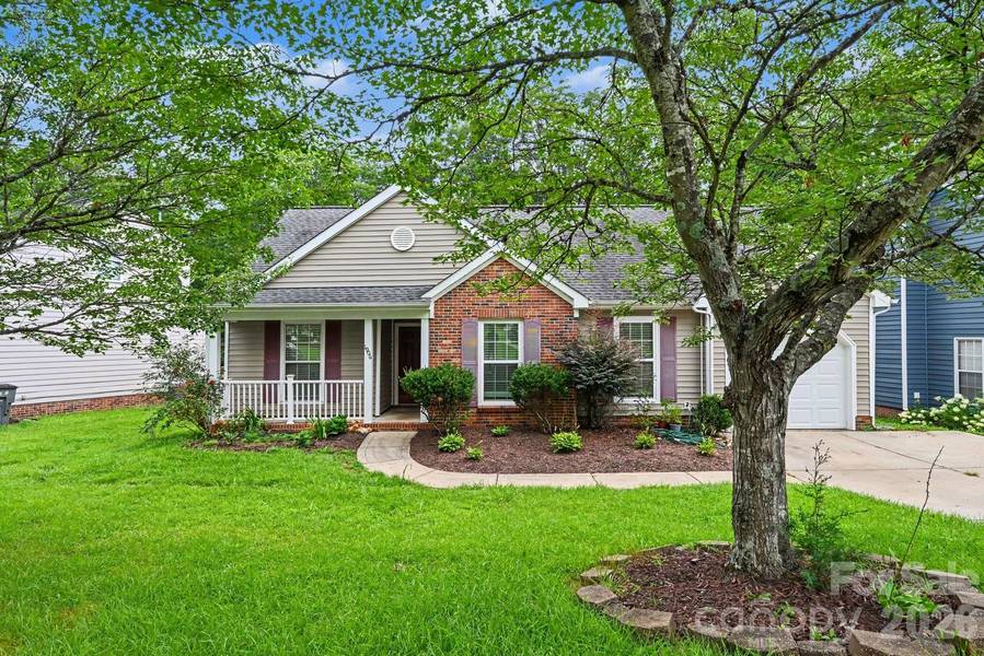 1906 Stonewyck AVE, Kannapolis, NC 28081