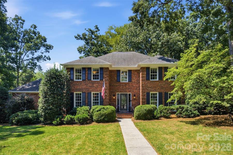 2801 Wamath DR, Charlotte, NC 28210
