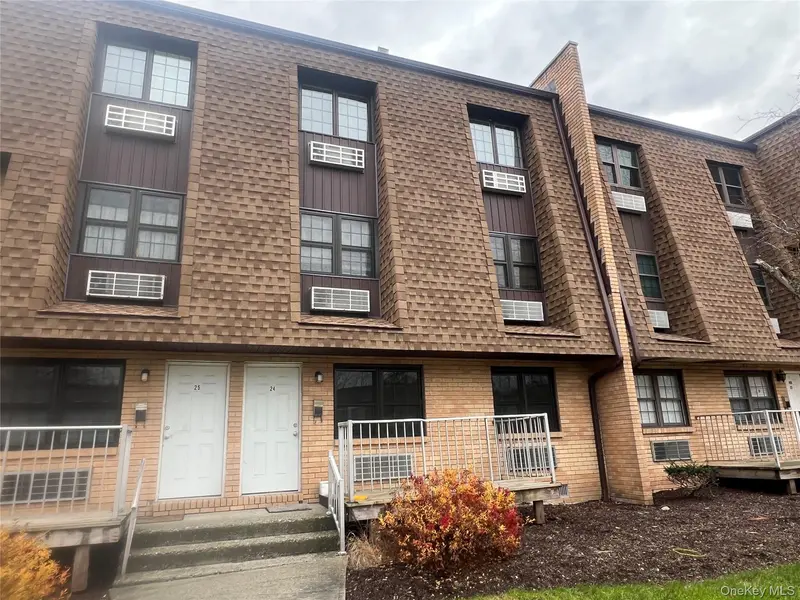 408 Carpenter AVE #24, Newburgh, NY 12550