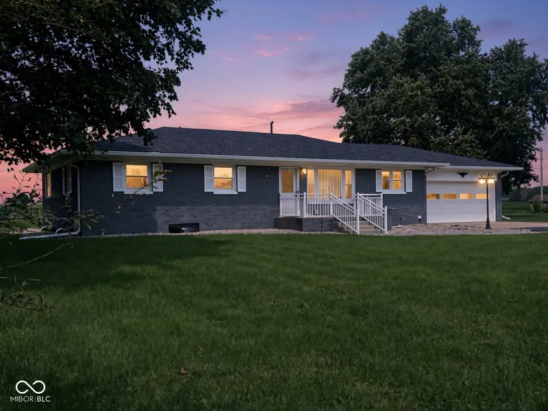 310 Murnan LN, Fairland, IN 46126