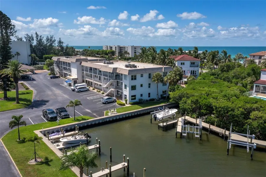 3320 GULF OF MEXICO DR #206C, Longboat Key, FL 34228