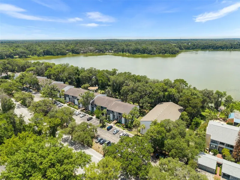 2660 SW 14TH DR, Gainesville, FL 32608