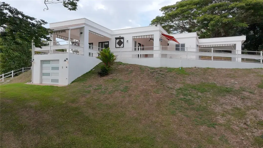 CALLE GOLONDRINA HACIENDAS DE CANOVANAS #D-23, Canovanas, PR 00729