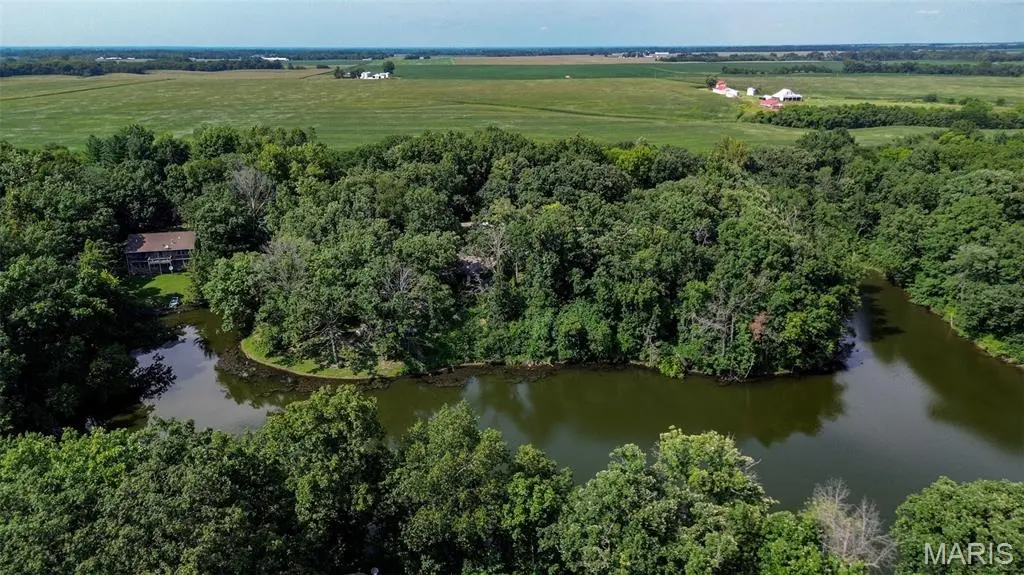 0 Crystal Cove, Brighton, IL 62012