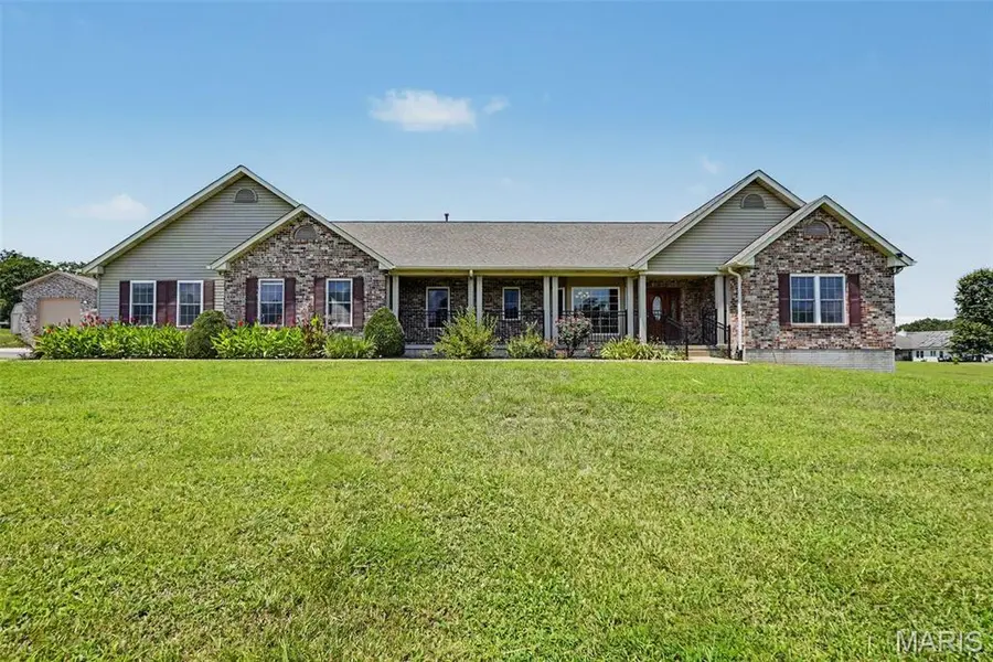 2523 Sunnyside RD, Festus, MO 63028