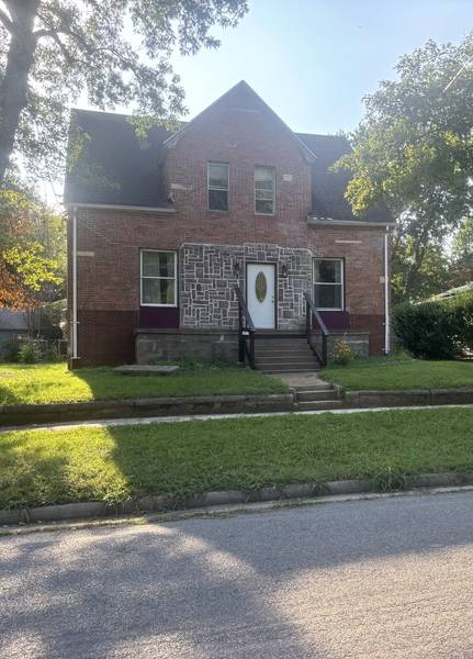 815 N 22nd ST, Murphysboro, IL 62966