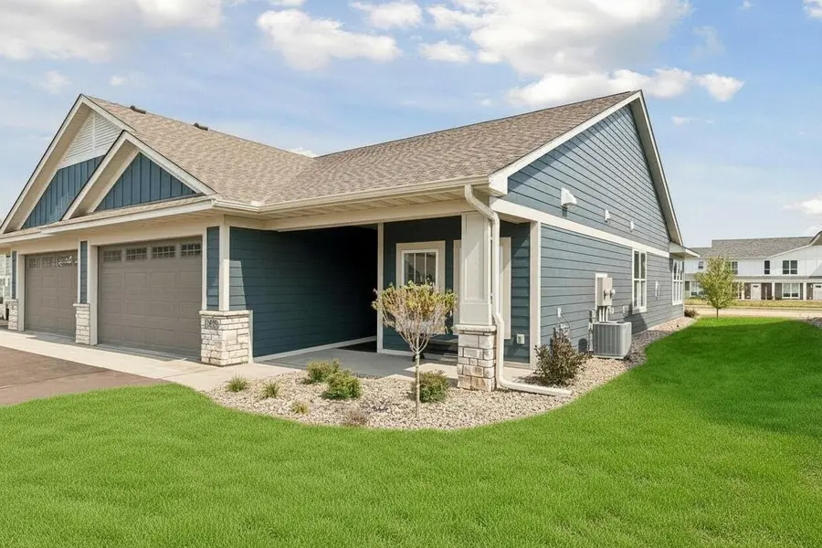 1484 Anchor AVE, River Falls, WI 54022