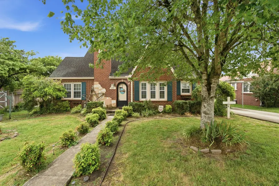 518 Jefferson Ave #E, Carthage, TN 37030