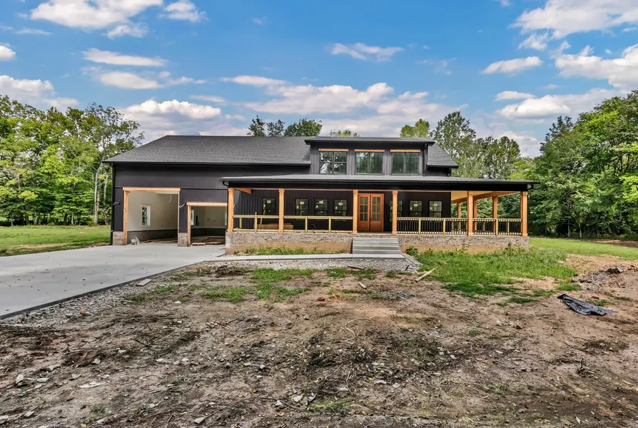 1046 Indian Creek Rd, Cumberland Furnace, TN 37051