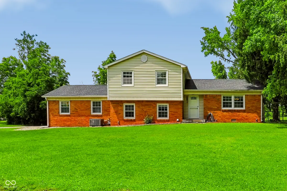 5226 W Southport RD, Indianapolis, IN 46221
