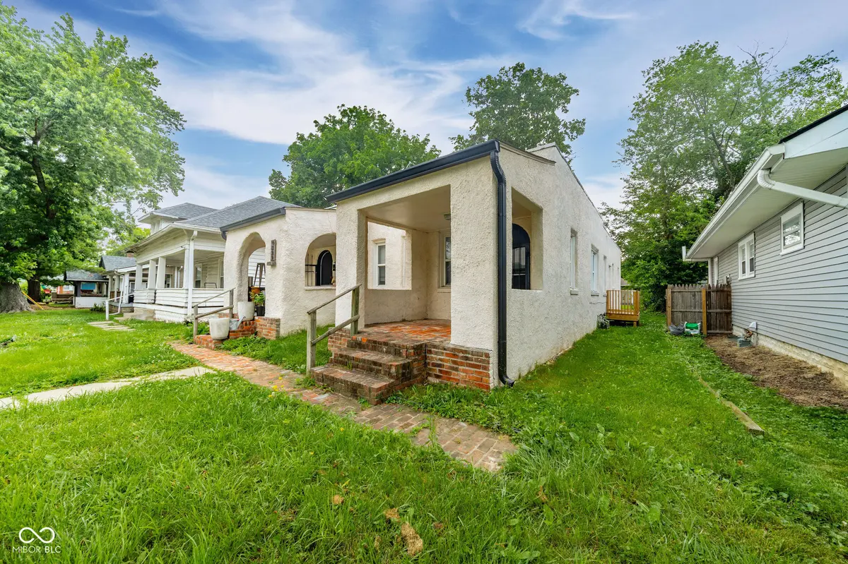 4033 Boulevard PL, Indianapolis, IN 46208