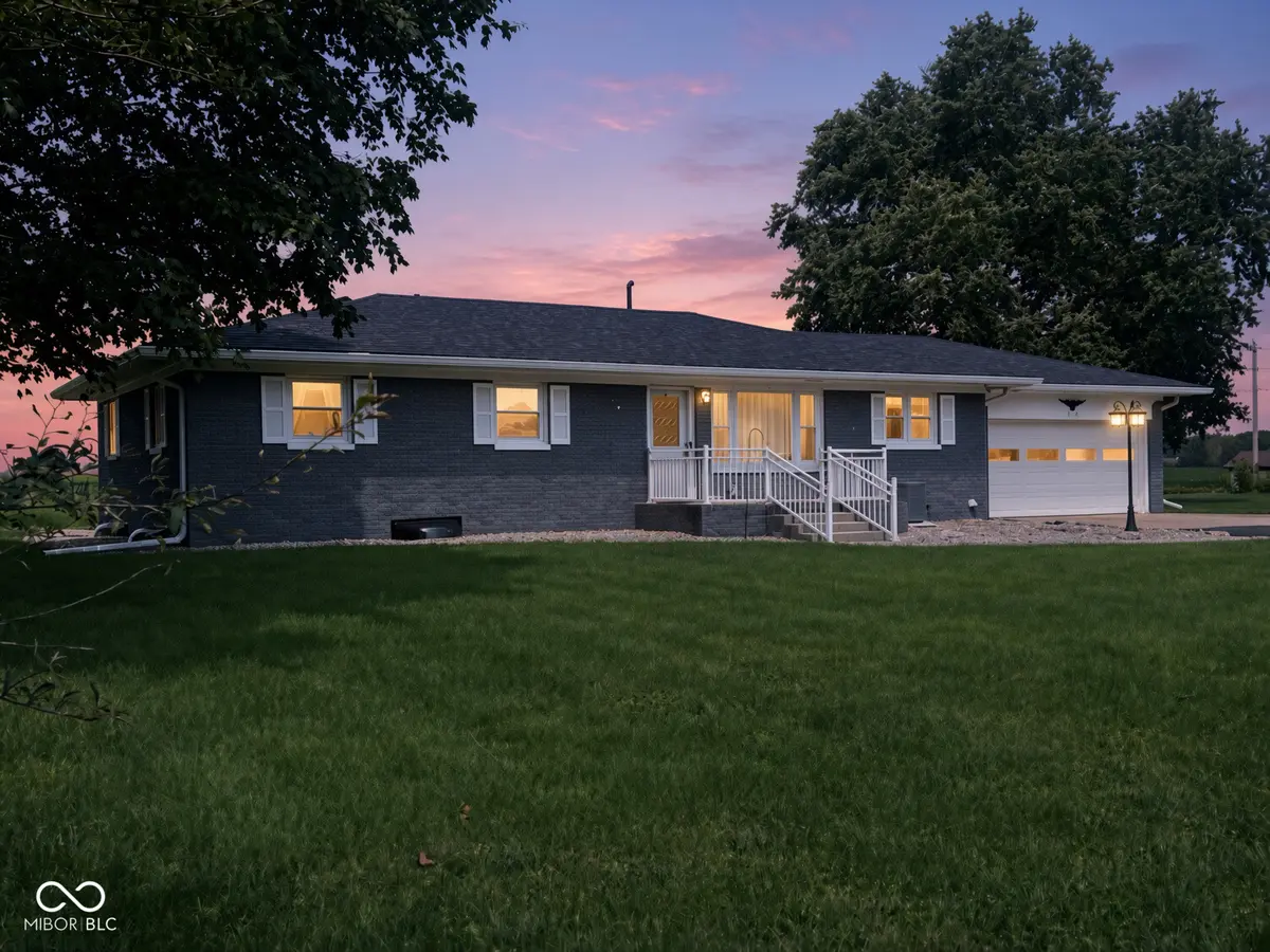 310 Murnan LN, Fairland, IN 46126