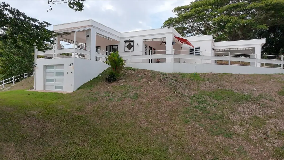 CALLE GOLONDRINA HACIENDAS DE CANOVANAS #D-23, Canovanas, PR 00729