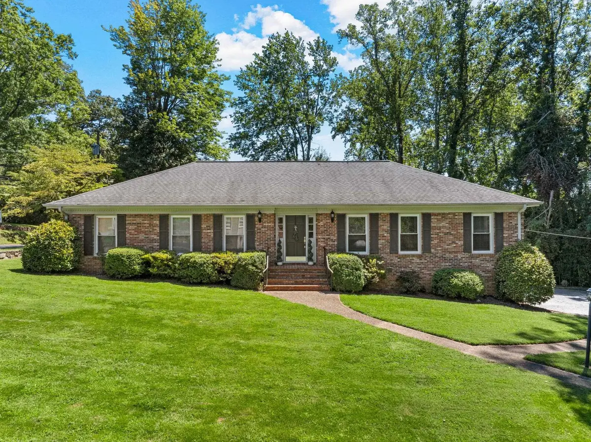 174 New Market ST, Tryon, NC 28782