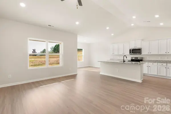 3330 Yorkshire DR, Gastonia, NC 28052