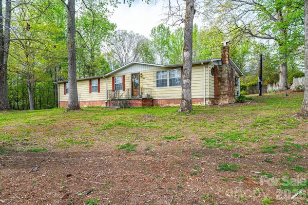 2474 Chandler PL, Granite Falls, NC 28630