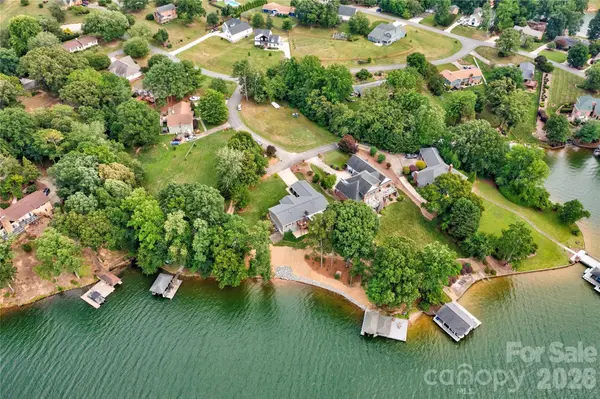 104 Doral CT, Kings Mountain, NC 28086