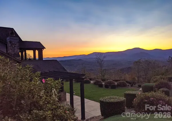 Lot 261 Rock Ledge DR, Lake Lure, NC 28746