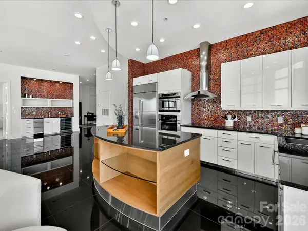 505 E 6th ST #1601, Charlotte, NC 28202