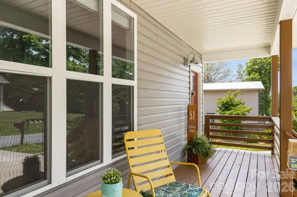 81 Bellevue RD, Asheville, NC 28803