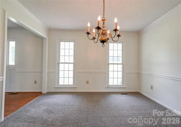 144 Oak Point DR, Cherryville, NC 28021