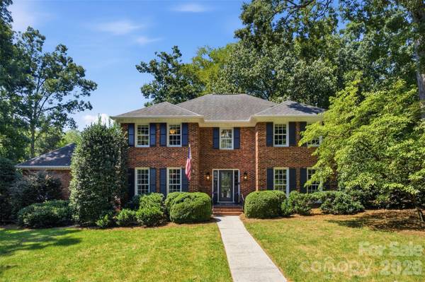 2801 Wamath DR, Charlotte, NC 28210