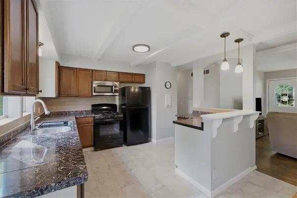 16608 E 31st ST, Independence, MO 64055