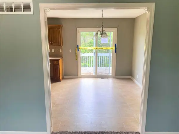 7104 E 163rd TER, Belton, MO 64012
