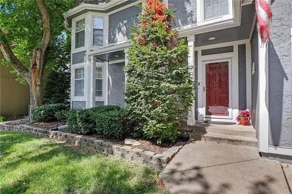 5304 Mullen RD, Shawnee, KS 66216