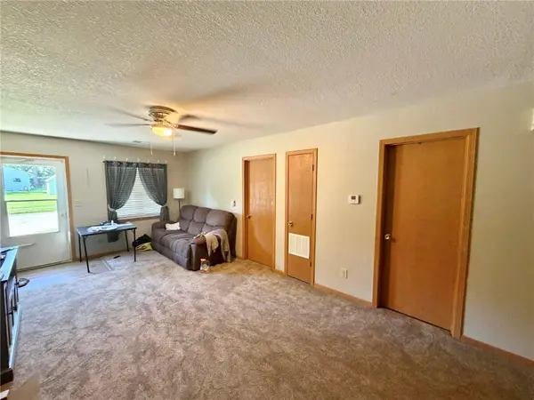 1017 E Edwards ST, Maryville, MO 64468