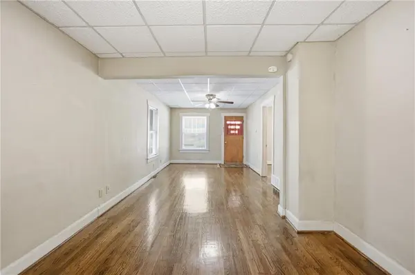 1021 E 23rd AVE, North Kansas City, MO 64116