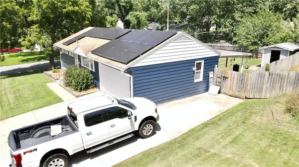 7408 Elm ST, Raytown, MO 64133