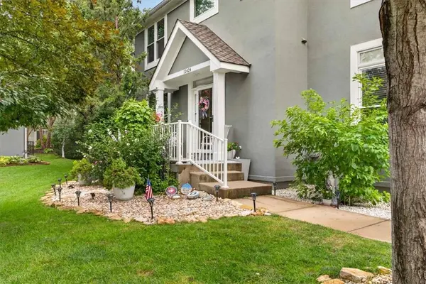 12424 Long ST, Overland Park, KS 66213