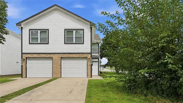 17322 E Susquehanna DR, Independence, MO 64056