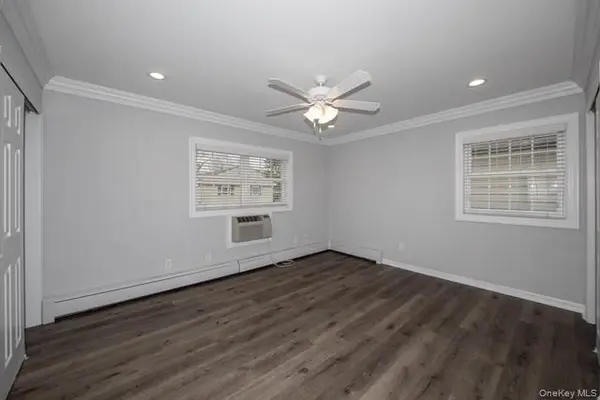 55 Park AVE #55-A, Babylon, NY 11702